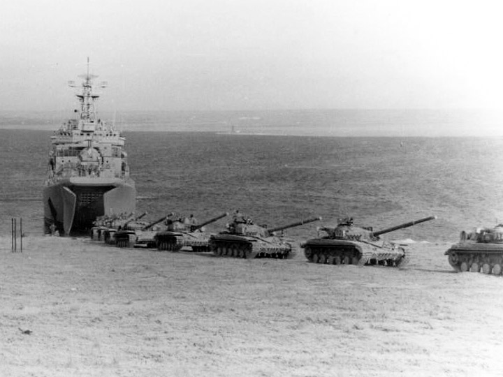 t-series, t-64, t-64b, ropucha class landing ship, and project 775